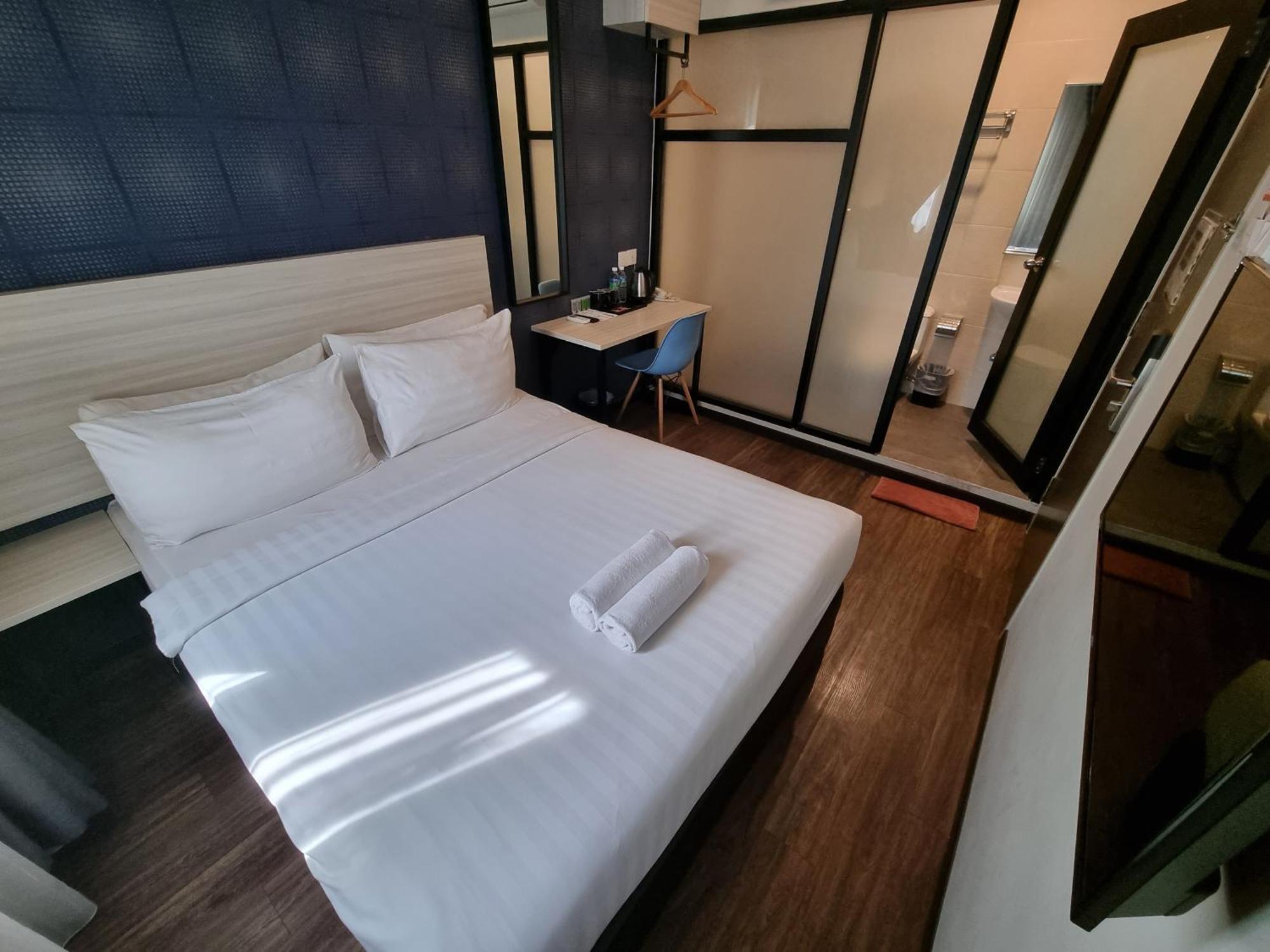 סקודאי The Square Hotel מראה חיצוני תמונה