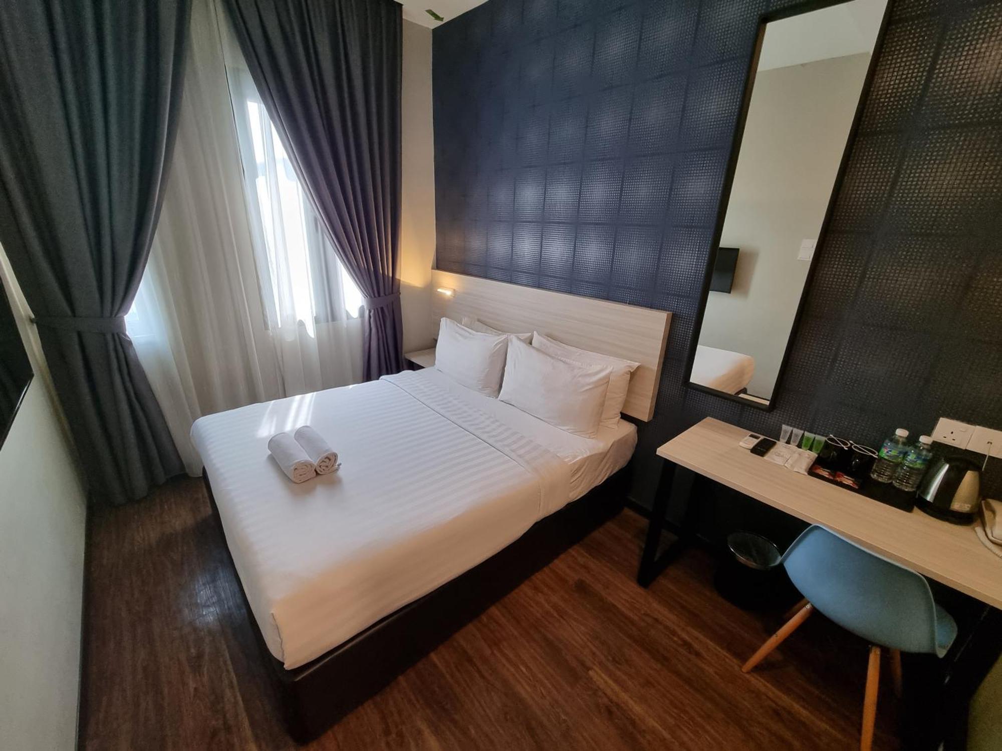 סקודאי The Square Hotel מראה חיצוני תמונה