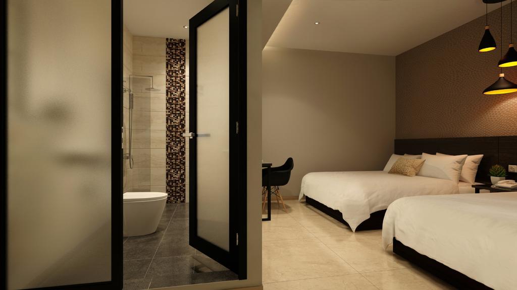 סקודאי The Square Hotel מראה חיצוני תמונה