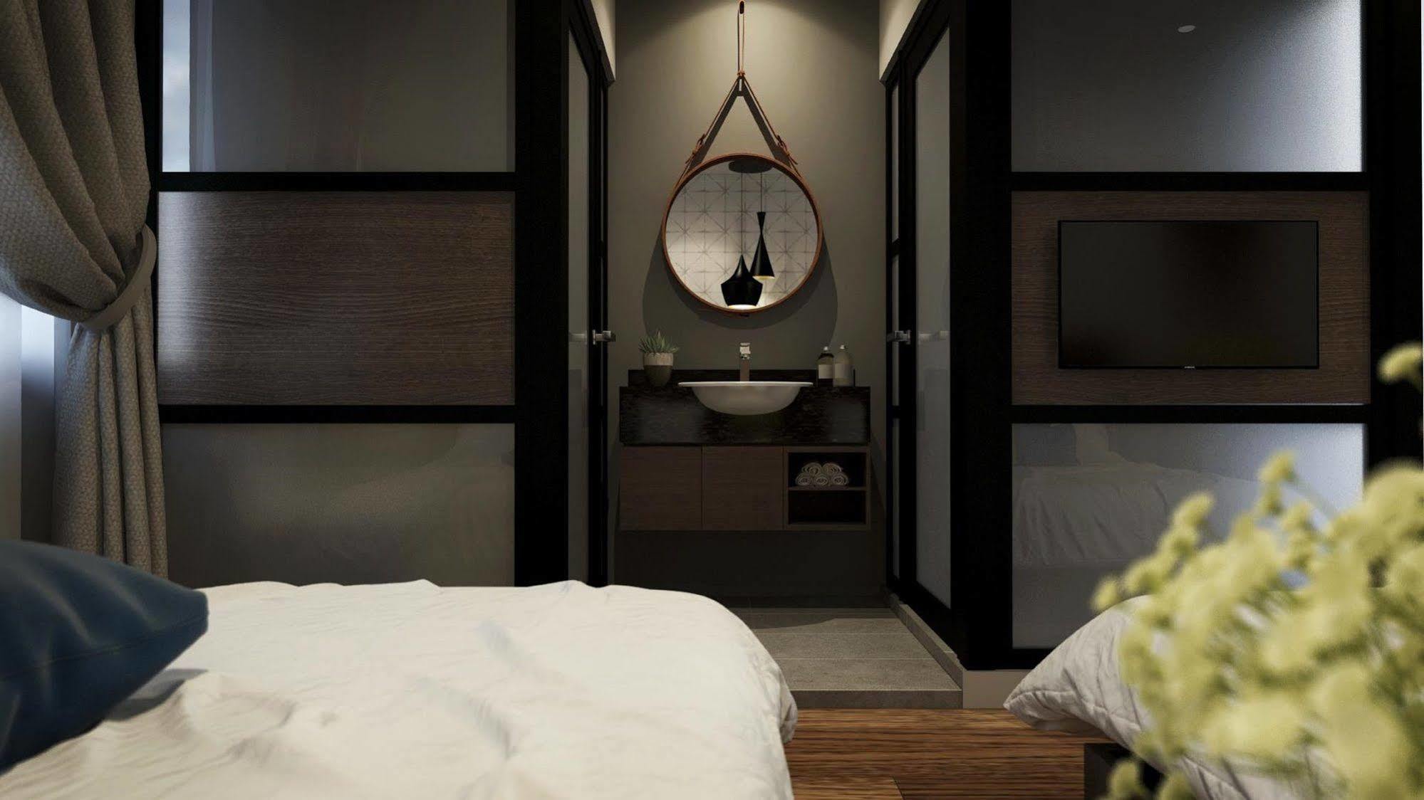 סקודאי The Square Hotel מראה חיצוני תמונה