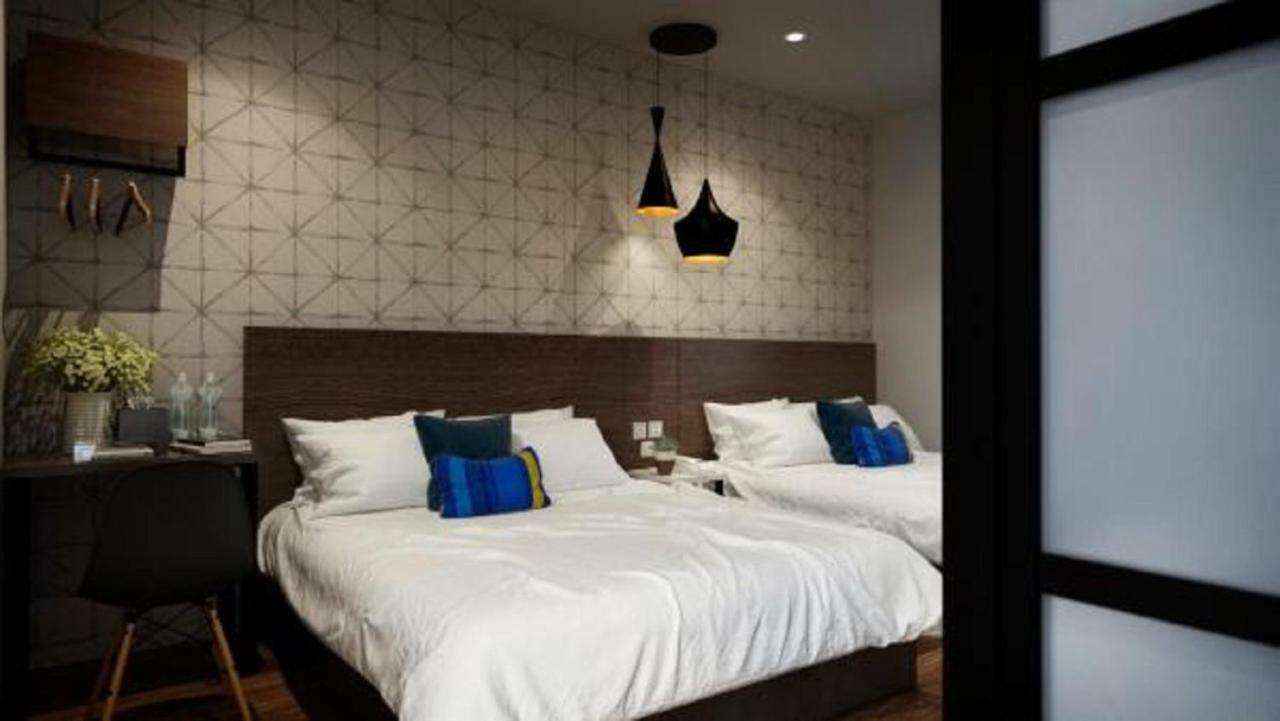 סקודאי The Square Hotel מראה חיצוני תמונה