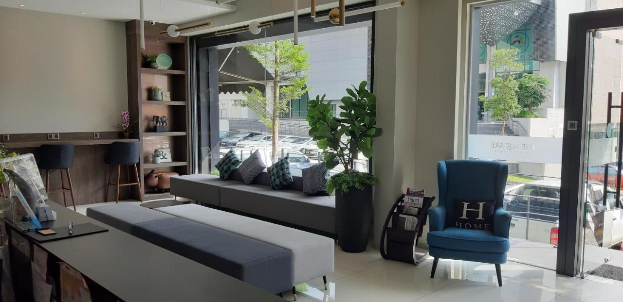 סקודאי The Square Hotel מראה חיצוני תמונה
